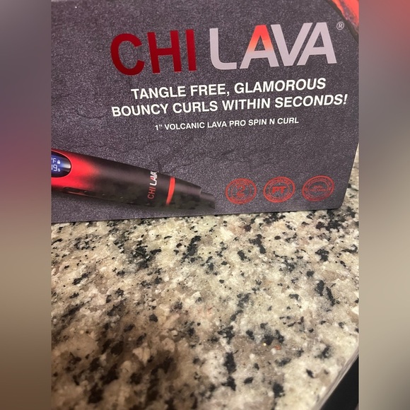 Lava Red Hair Curler - Picture 4 of 15